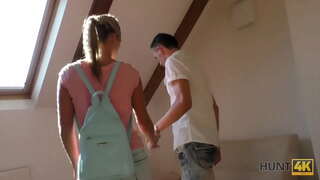 HUNT4K. Metsästäjä täyttää pari puistossa ja ostaa tytöt kuuma elin