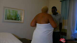 Lady Onyxx fucking hende massage terapeut