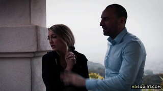 Big dick ulo fucks malriĉa knabino ĝis ŝi ĵetas